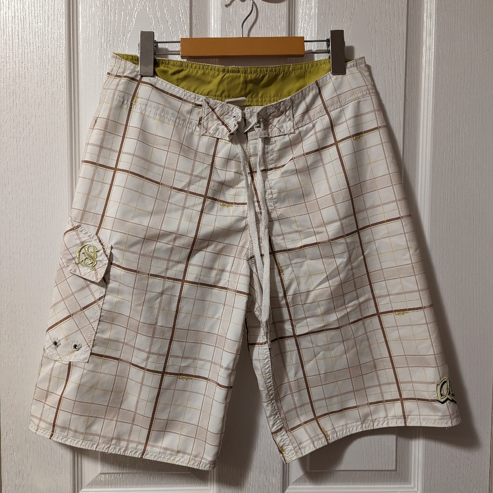 Quiksilver Board Shorts - Small/Medium